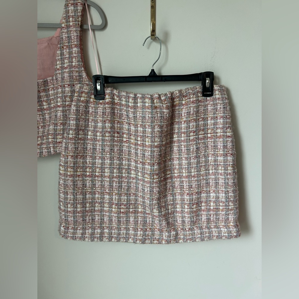 Pink Tweed Crop top and Mini Skirt two piece Set - Picture 5 of 9